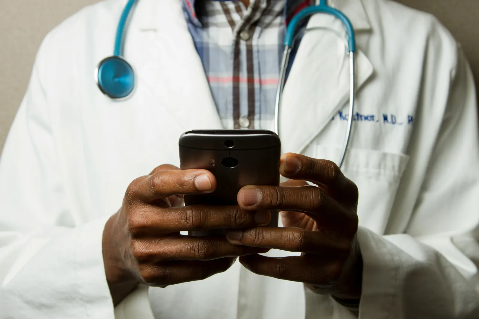 Marketing Telemedicine & Healthcare SaaS | Free Guide