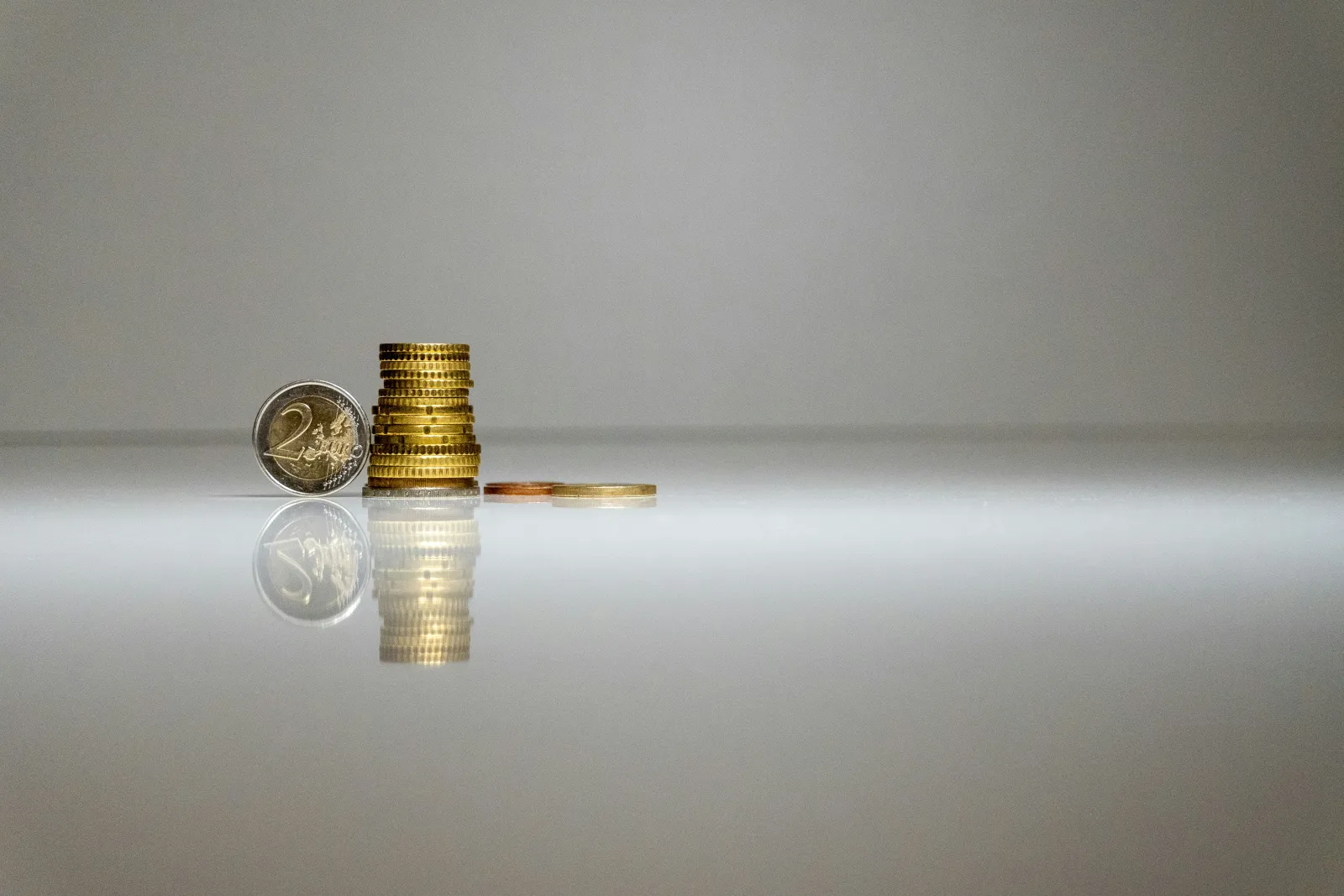 The Performance Marketing Debt: How Overspending Early Stages to Win Market Share Creates Invisible Liabilities