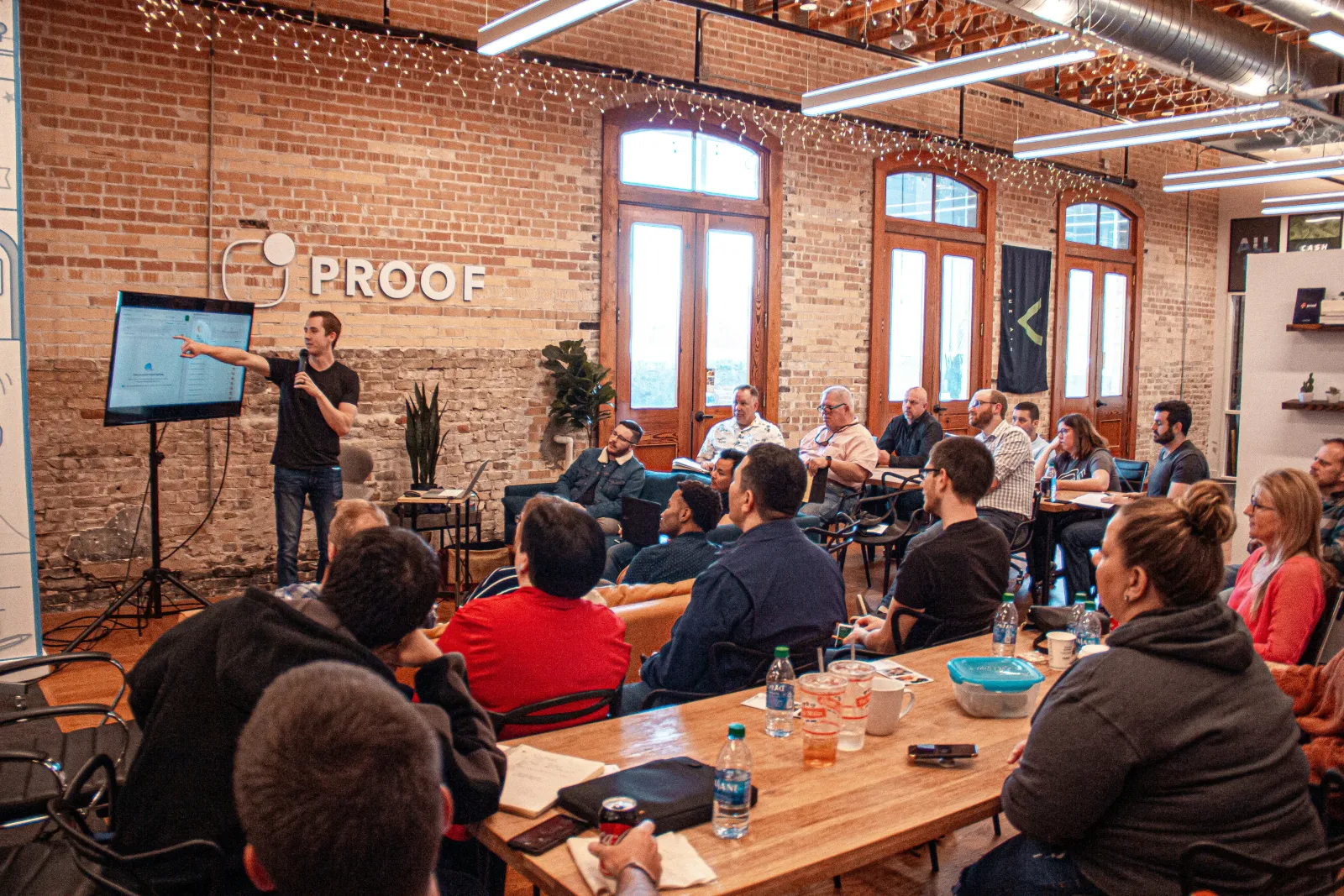 The 5 Presentation Habits That Are Losing You B2B Deals (and How to Fix Them Today