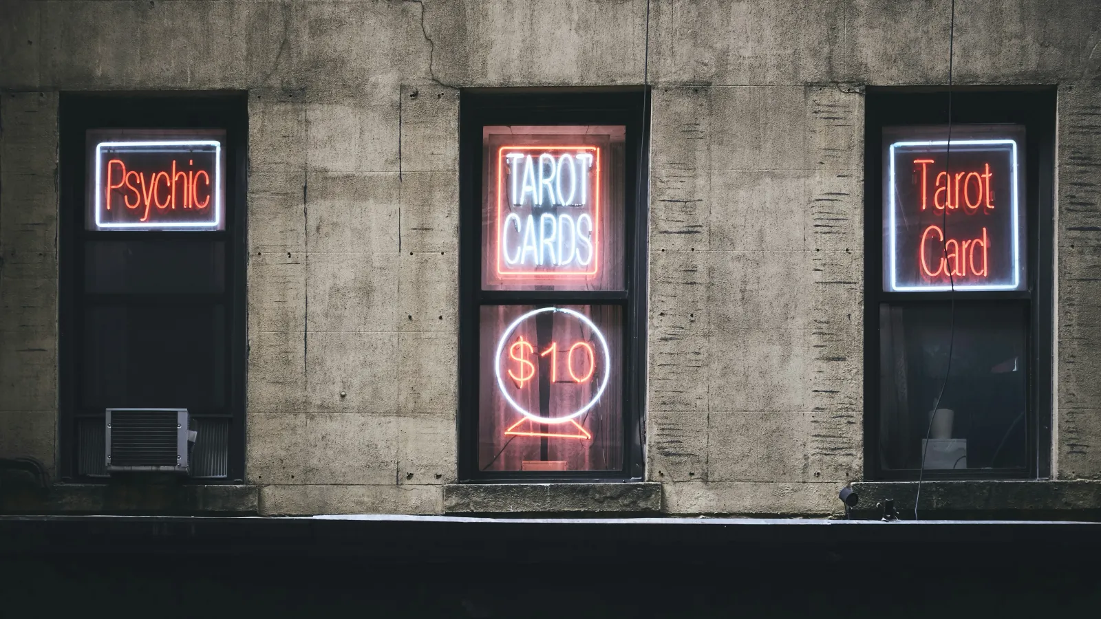 How AI Models Predict SaaS Churn Faster Than Your Analytics Stack
