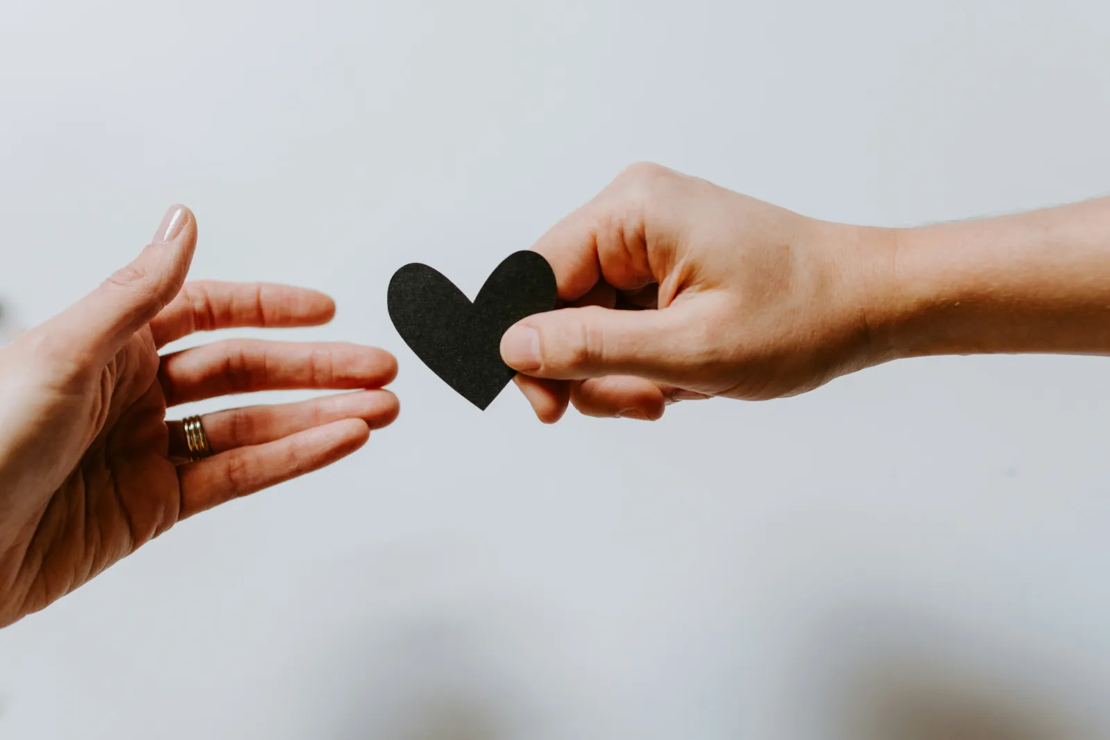 Nurturing B2B Relationships: Long-Term Strategies with Influencers