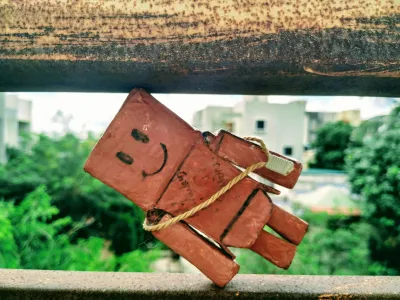 I Tried to Build a Content Machine Using Only AI. It Worked… Until It Didn’t