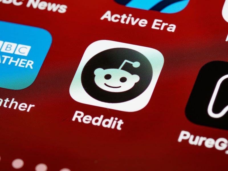 5 Ways Reddit Can Help You Market Your SaaS Product—Without Breaking the Rules
